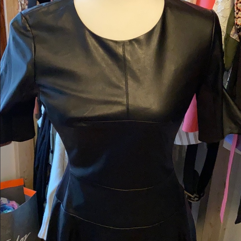 Dress - Picture 2 of 4